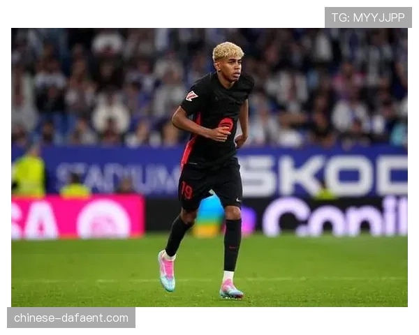 巴萨边路驱动战术:亚马尔场均5次突破策动70%进攻